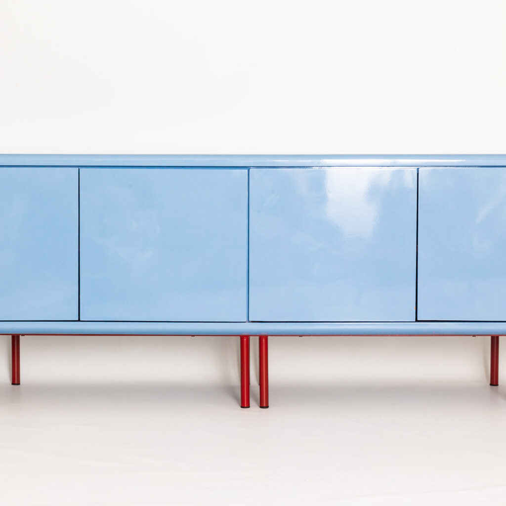 Buffet-R2-Glow-Collection-Fenny-Blue-color